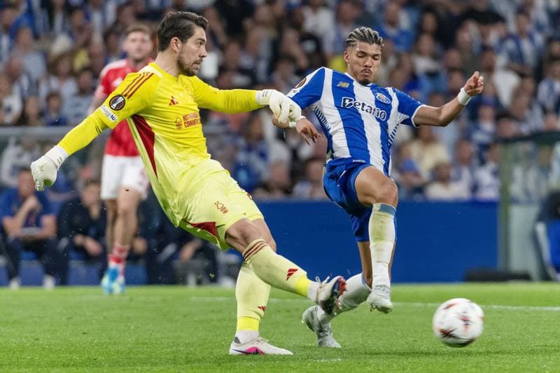 Football. UEFA Europa League. FC Porto - Nottingham Forest. 09.04.2026