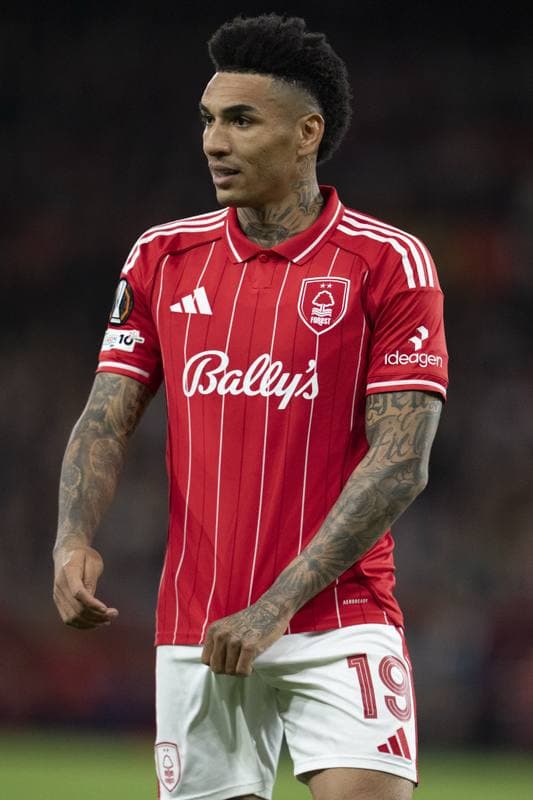 Football. UEFA Europa League. Nottingham Forest - Porto. 16.04.2026
