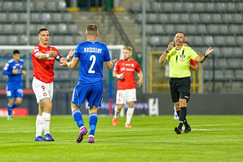 Football. Betclic 1 Liga. Miedz Legnica - Wisla Krakow. 29.08.2025