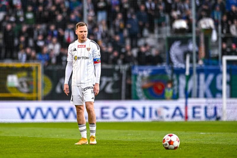 Football. Betclic 1 Liga. Miedz Legnica - Polonia Bytom. 07.04.2026