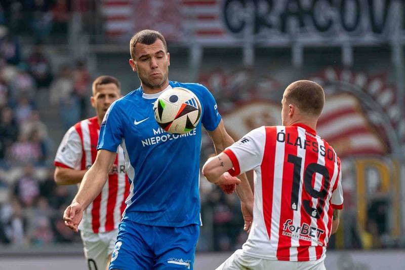 Football. PKO BP Ekstraklasa. Cracovia - Puszcza Niepolomice. 29.03.2025