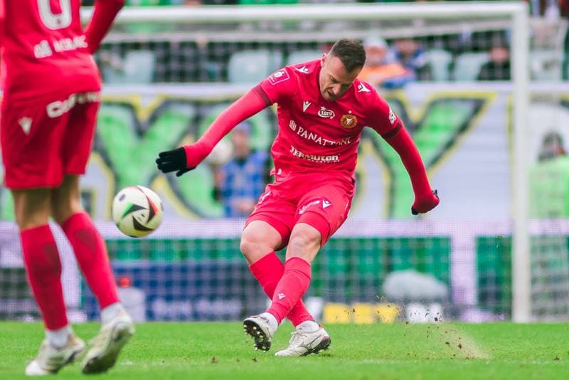 Football. PKO BP Ekstraklasa. Slask Wroclaw - Widzew Lodz. 15.02.2025