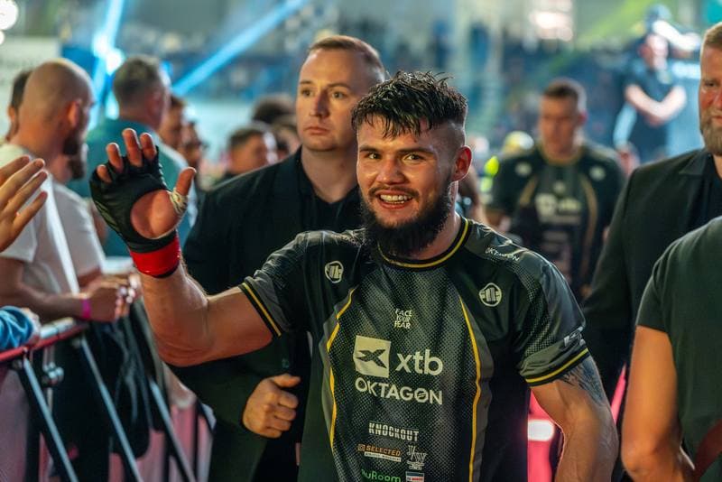 MMA. Oktagon. Kacper Fratczak - Zoran Solaja. 11.04.2026