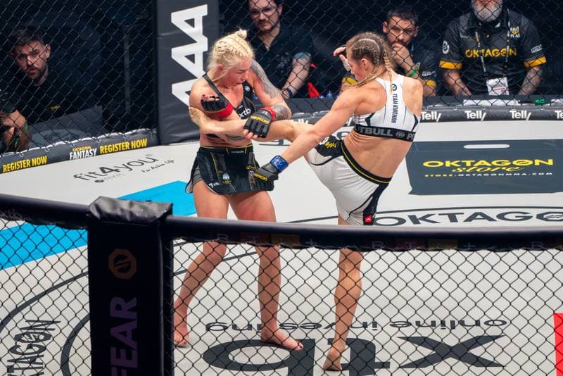 Mixed Martial Arts. Oktagon. Emilia Czerwinska - Niamh Kinehan. 11.04.2026