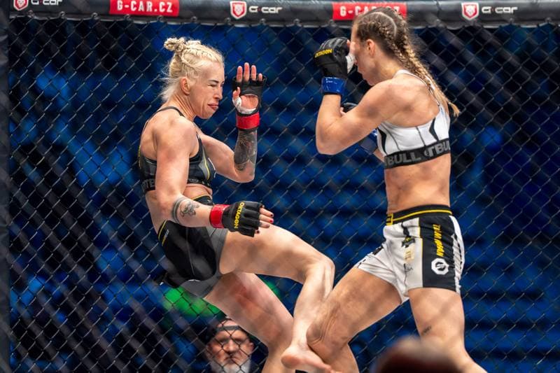 Mixed Martial Arts. Oktagon. Emilia Czerwinska - Niamh Kinehan. 11.04.2026
