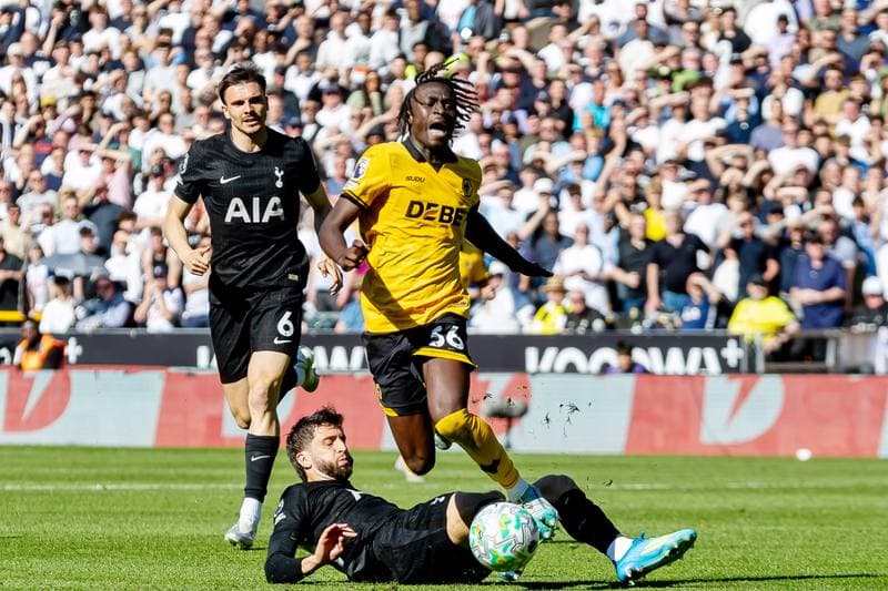 Football. Premier League. Wolverhampton Wanderers - Tottenham Hotspur. 25.04.2026