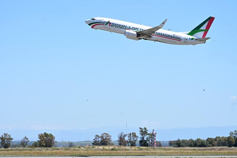 Day at Rome Fiumicino Airport. 01.05.2026