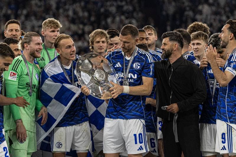 Football. 2. Bundesliga. Schalke 04 - Eintracht Braunschweig. 17.05.2026
