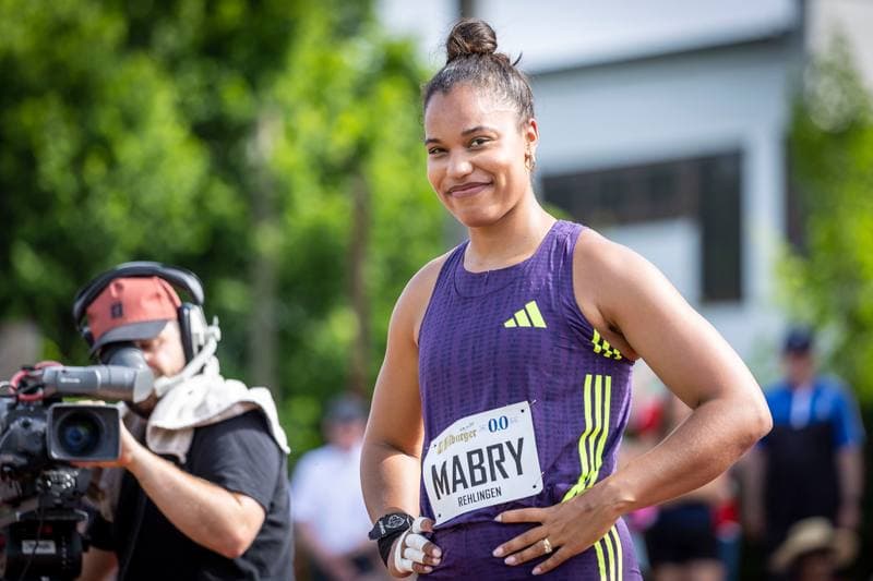 Athletics. 61. Internationales Pfingstsportfest. Yemisi Mabry - . 24.05.2026