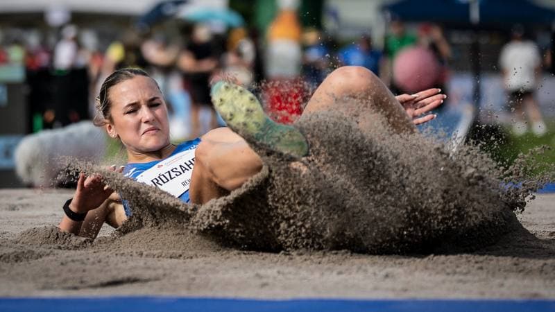Athletics. 61. Internationales Pfingstsportfest. Yemisi Mabry - . 24.05.2026