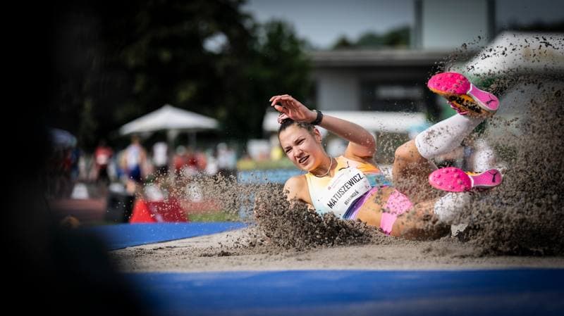Athletics. 61. Internationales Pfingstsportfest. Yemisi Mabry - . 24.05.2026