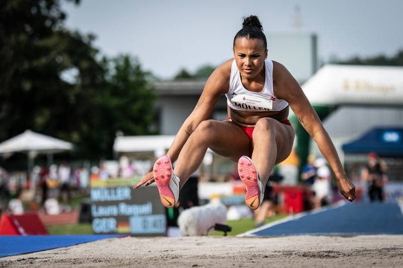 Athletics. 61. Internationales Pfingstsportfest. Yemisi Mabry - . 24.05.2026