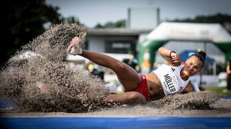 Athletics. 61. Internationales Pfingstsportfest. Yemisi Mabry - . 24.05.2026