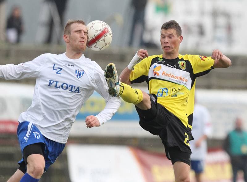 Football. I liga. Ruch Radzionkow - Flota Swinoujscie. 29.10.2011