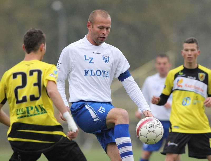 Football. I liga. Ruch Radzionkow - Flota Swinoujscie. 29.10.2011