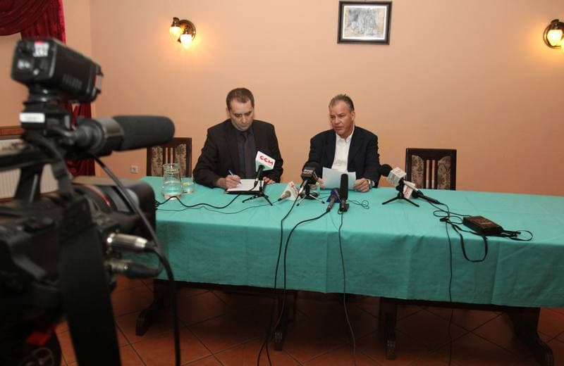 Football. Piast Gliwice. Press Conference. 09.12.2011