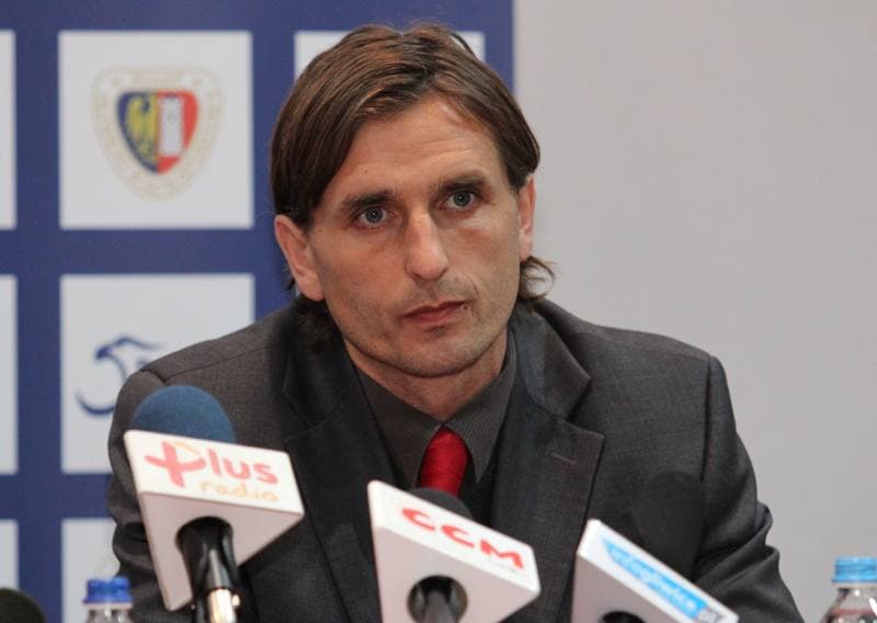 Football. Piast Gliwice. Press Conference. 06.12.2011
