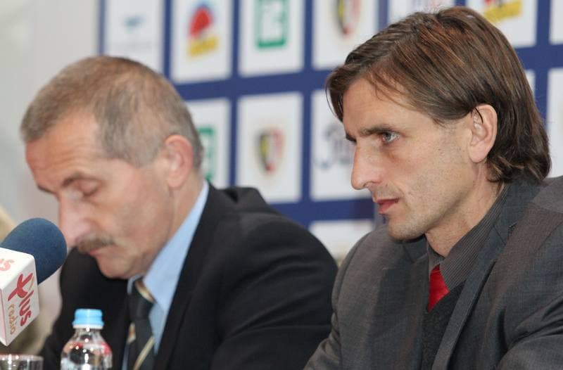 Football. Piast Gliwice. Press Conference. 06.12.2011