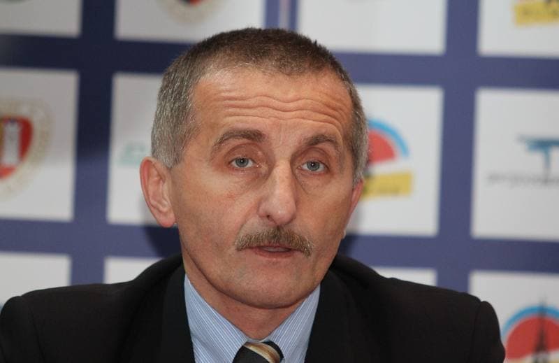 Football. Piast Gliwice. Press Conference. 06.12.2011