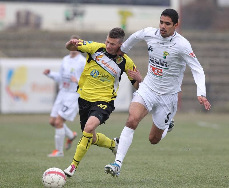 Football. Bytom I liga. Ruch Radzionkow - Bogdanka Leczna. 19.11.2011