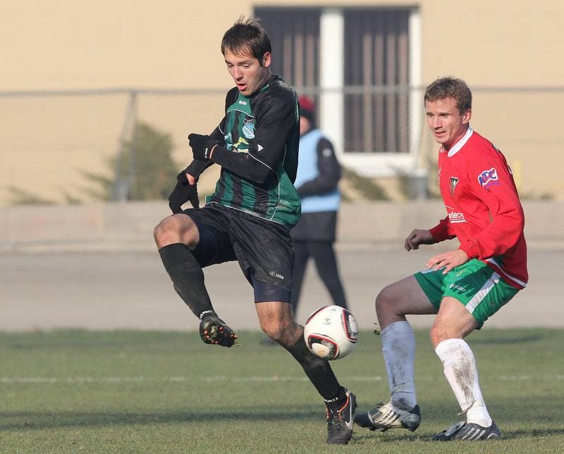 Football. II liga. Energetyk ROW Rybnik - Zaglebie Sosnowiec. 13.11.2011