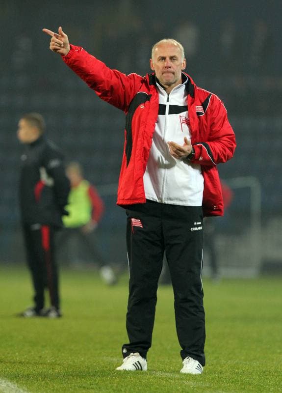 Football. Puchar Polski. Ruch Chorzow - Cracovia Krakow. 09.11.2011