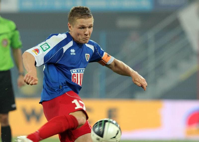 Football. I liga. Piast Gliwice - Wisla Plock. 05.11.2011