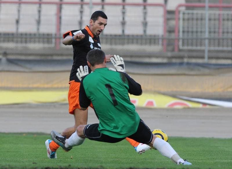 Football. Przyjaciele Darka Dudka - Zuzlowcy. 06.10.2011