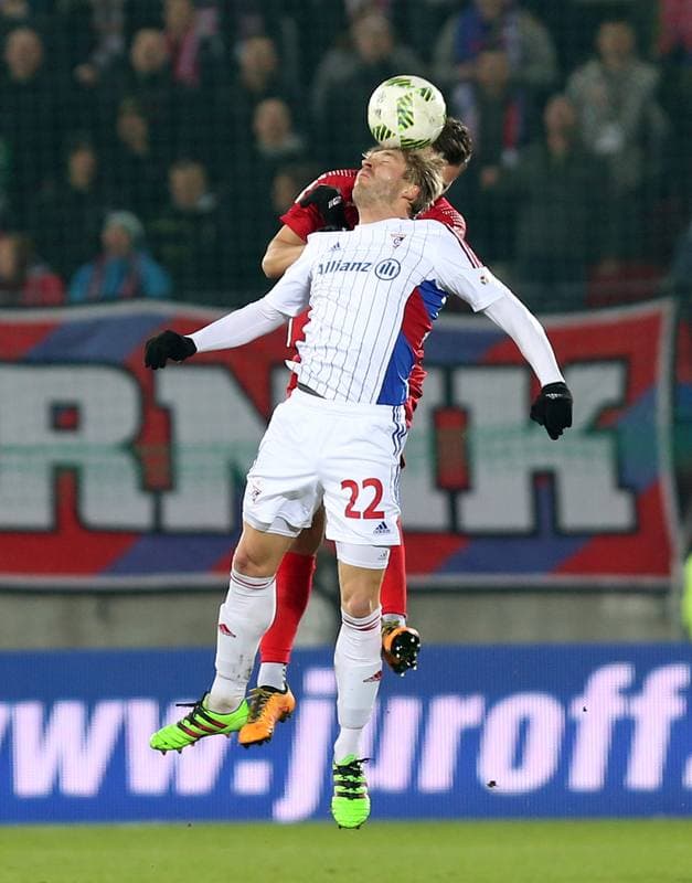 Football. Ekstraklasa. Gornik Zabrze - Lechia Gdansk. 13.03.2016