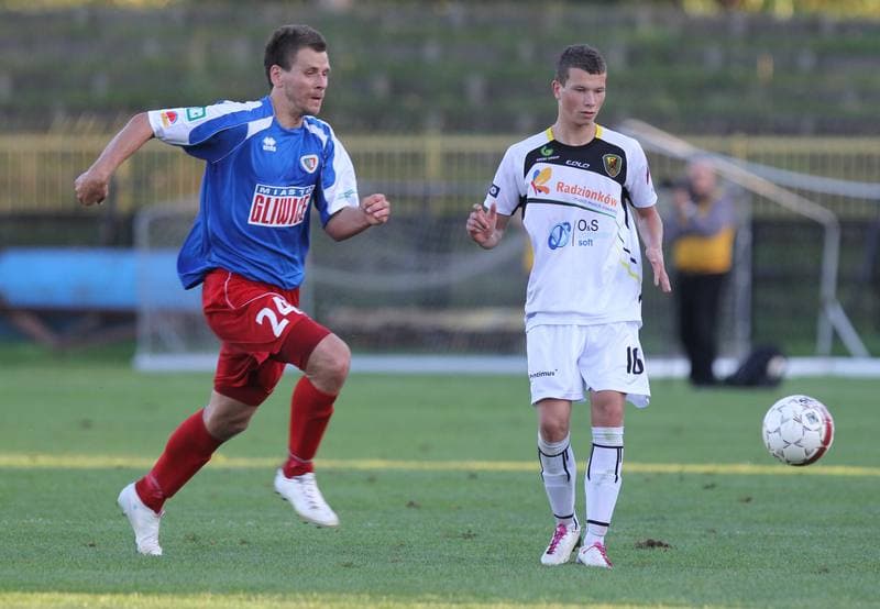 Football. I liga. Ruch Radzionkow - Piast Gliwice. 24.09.2011