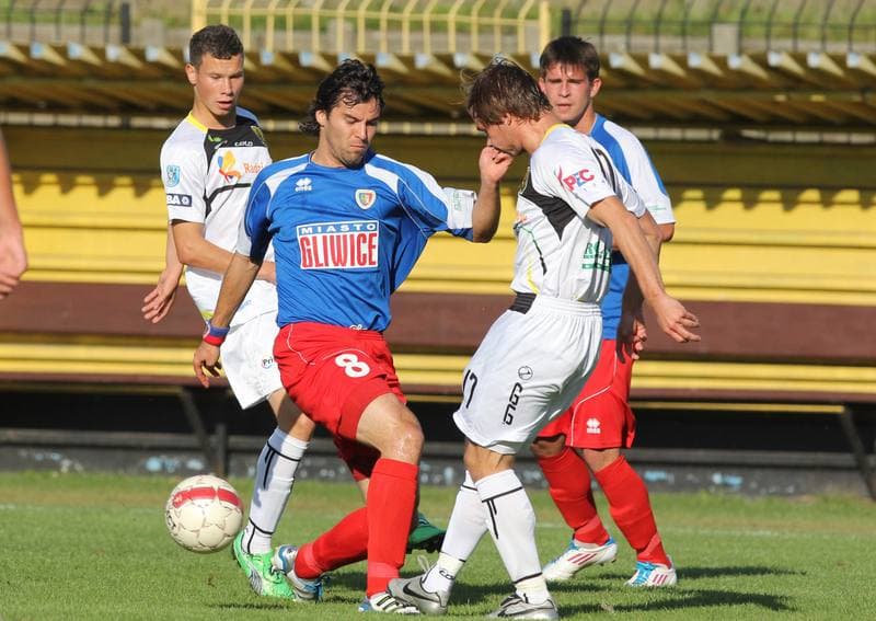 Football. I liga. Ruch Radzionkow - Piast Gliwice. 24.09.2011
