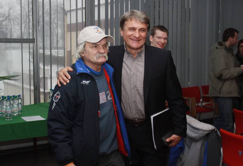 Football. Gornik Zabrze. Press Conference. 06.01.2010