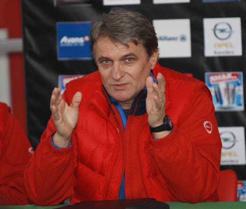 Football. Gornik Zabrze. Training. 07.01.2010