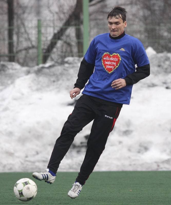 Football. XIX Final WOSP. Reprezentacja WOSP - Reprezentacja Slaska. 09.01.2011