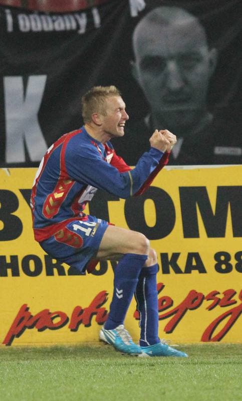 Football. Ekstraklasa. Polonia Bytom - Wisla Krakow. 20.03.2011