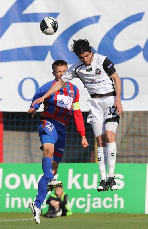 Football. Bytom Ekstraklasa. Polonia Bytom - Polonia Warszawa. 16.04.2011