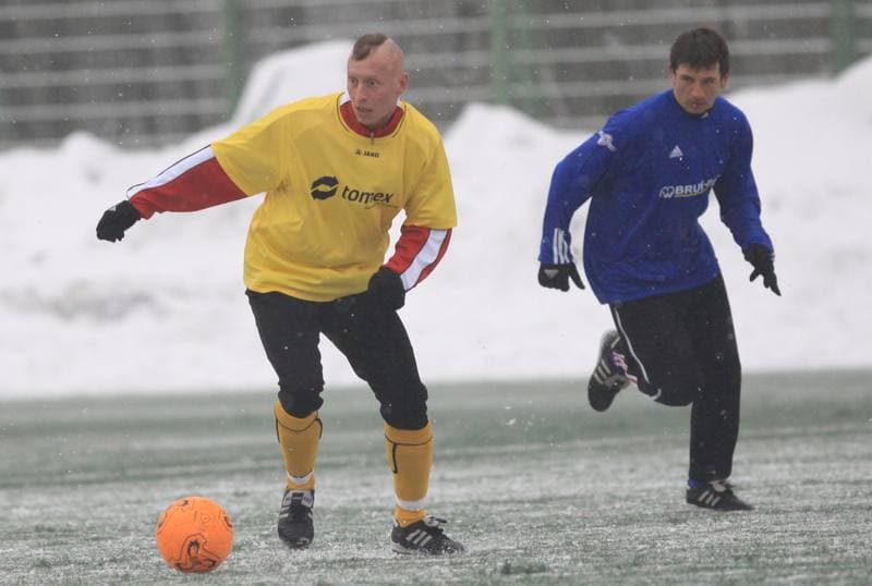 Football. Sparing. Ruch Radzionkow - LKS Nieciecza. 13.02.2010