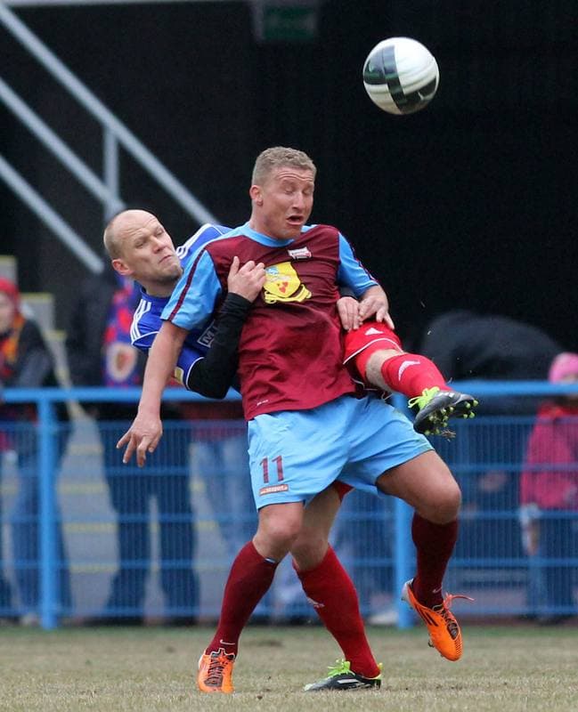 Football. Sparing. Piast Gliwice - Kolejarz Stroze. 10.03.2012