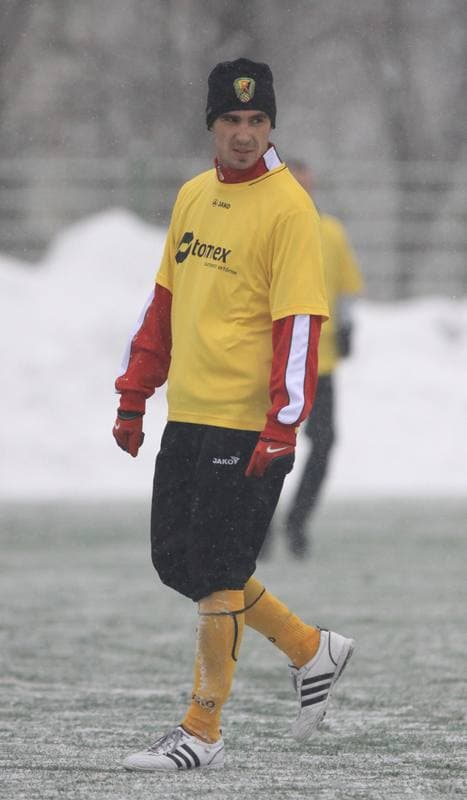 Football. Sparing. Ruch Radzionkow - LKS Nieciecza. 13.02.2010