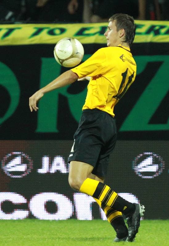 Football. I liga. GKS Katowice - Warta Poznan. 13.08.2010