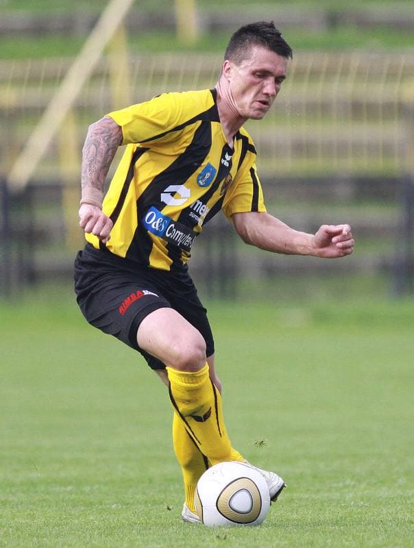 Football. I liga. Ruch Radzionkow - Sandecja Nowy Sacz. 15.08.2010
