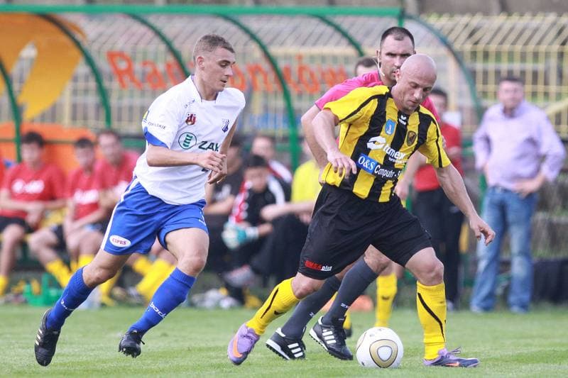 Football. I liga. Ruch Radzionkow - MKS Kluczbork. 31.07.2010