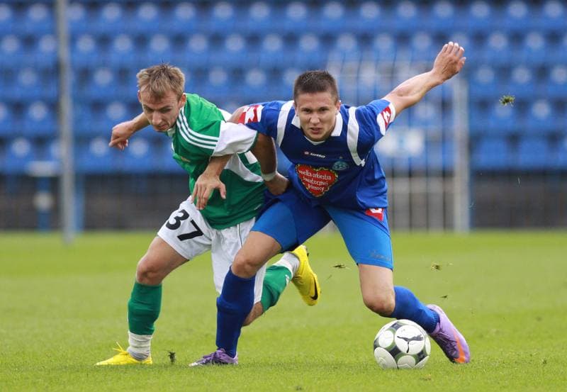 Football. Mloda Ekstraklasa. Ruch Chorzow - Lechia Gdansk. 09.08.2010