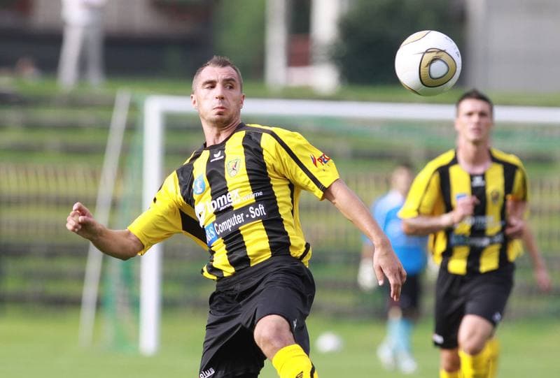 Football. I liga. Ruch Radzionkow - Sandecja Nowy Sacz. 15.08.2010