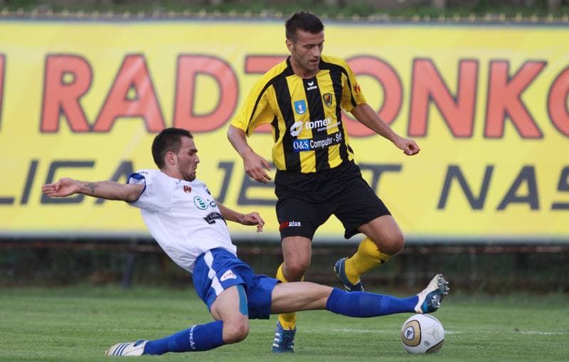 Football. I liga. Ruch Radzionkow - MKS Kluczbork. 31.07.2010