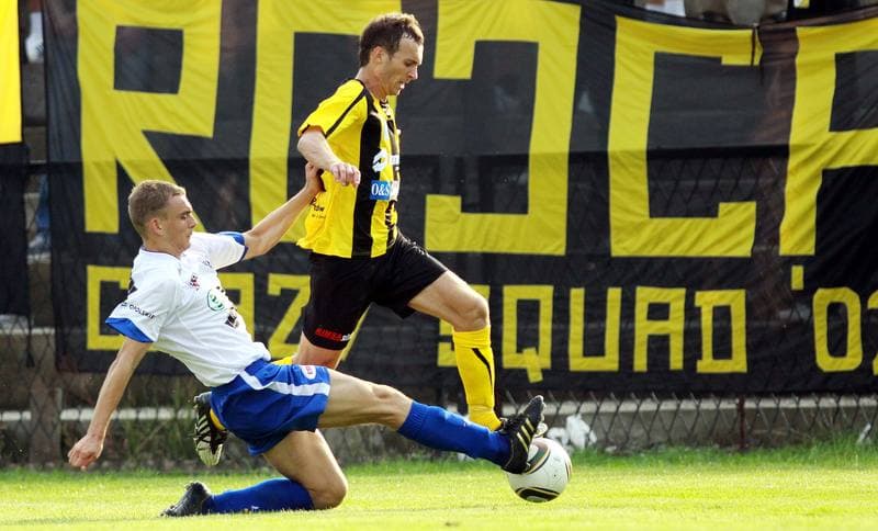 Football. I liga. Ruch Radzionkow - MKS Kluczbork. 31.07.2010