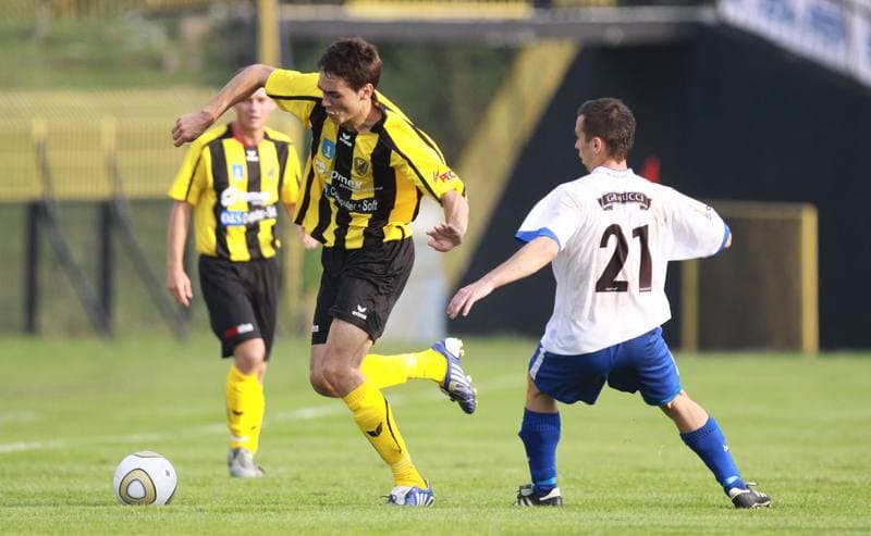 Football. I liga. Ruch Radzionkow - MKS Kluczbork. 31.07.2010