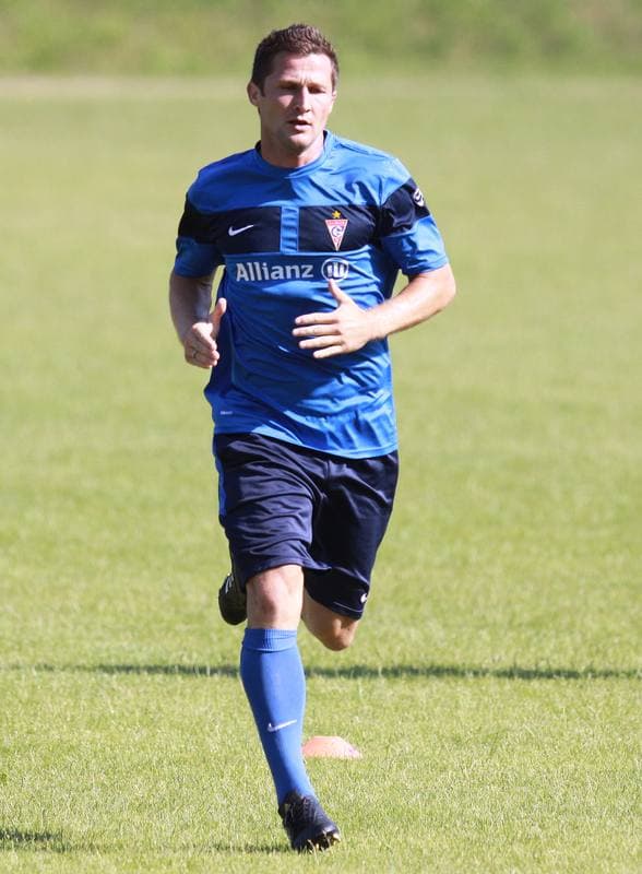 Football. Gornik Zabrze. Training. 07.01.2010