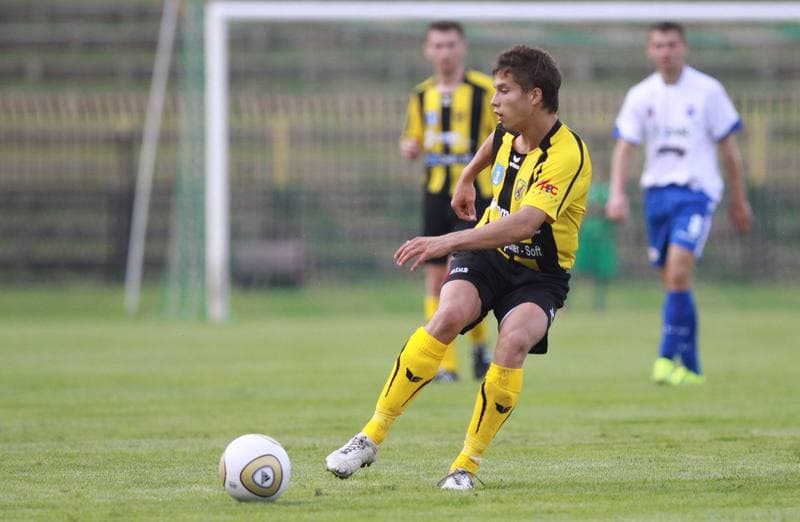 Football. I liga. Ruch Radzionkow - MKS Kluczbork. 31.07.2010