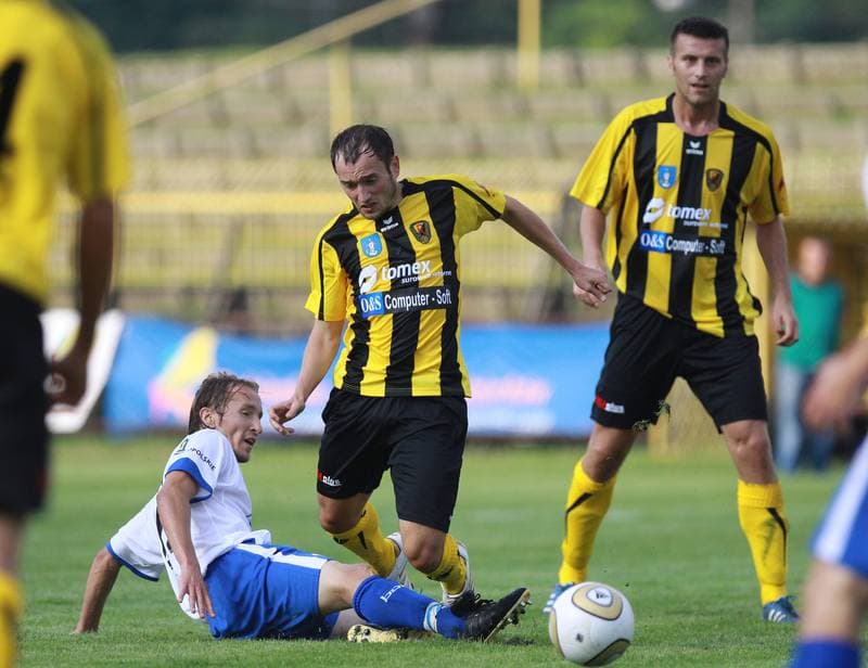 Football. I liga. Ruch Radzionkow - MKS Kluczbork. 31.07.2010